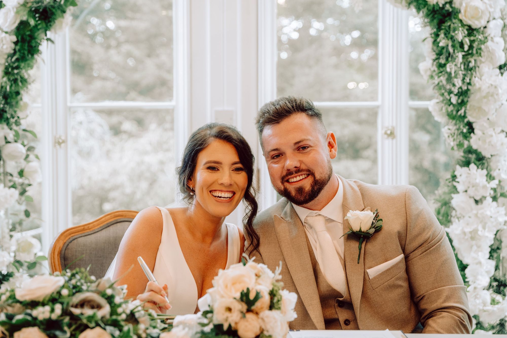 Mr & Mrs Morgan Mr & Mrs Morgan